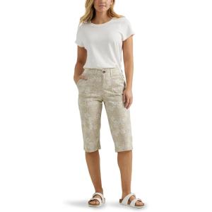 Lee Womens Ultra Lux Comfort with Flex-to-go Utility Skimmer Capri Pant(Ecru Tropical Floral)