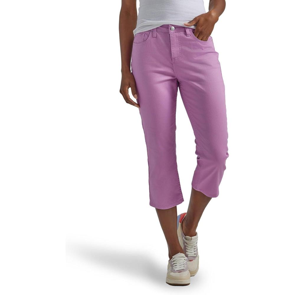 imageLee Womens Flex Motion Regular Fit 5 Pocket Capri JeanJeansPurple