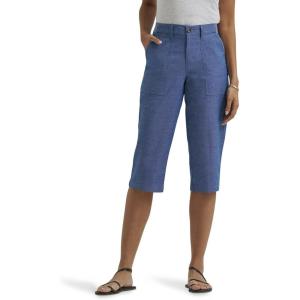Lee Women’s Ultra Lux Comfort with Flex-to-go Utility Skimmer Capri Pant(Chambray)
