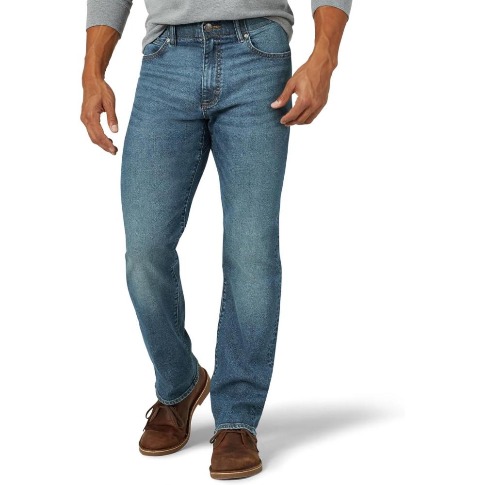 imageLee Mens Extreme Motion Regular Straight JeanThompson