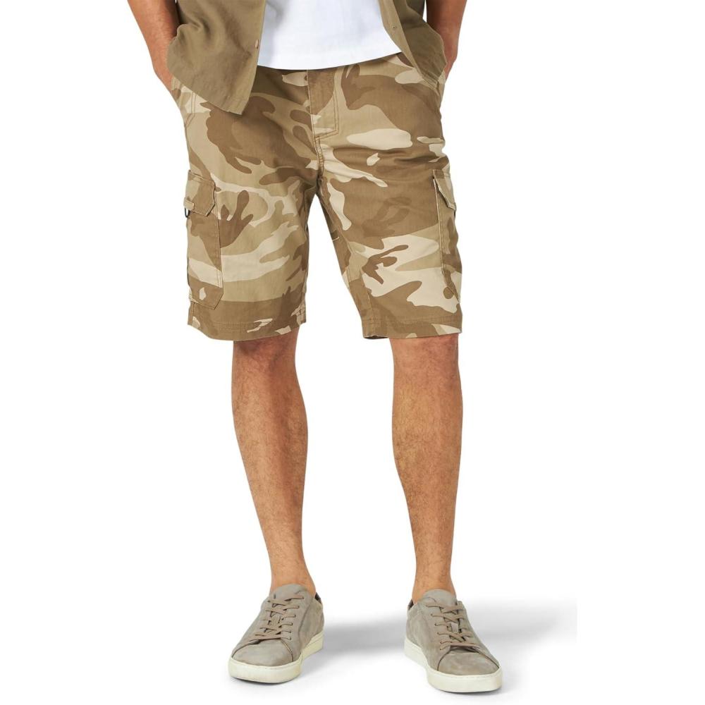 imageLee Mens Extreme Motion Crossroad Cargo ShortMountain Lion Camo