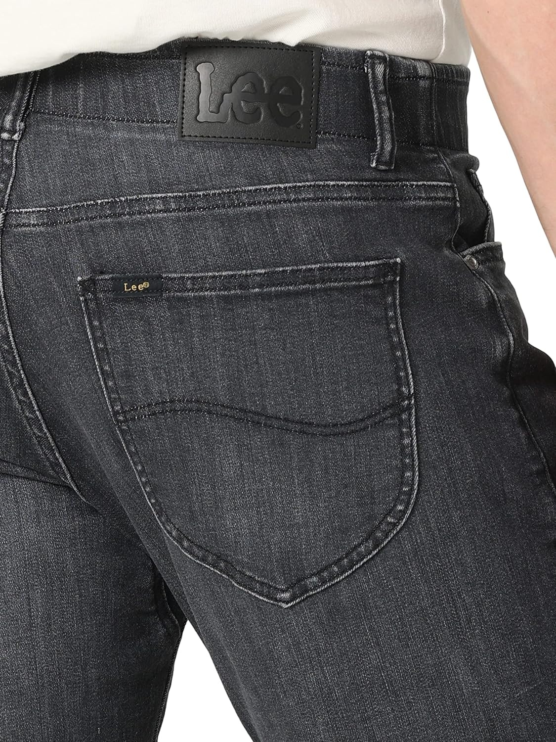 image:imageLee Mens Extreme Motion Straight Taper JeanWashed Black