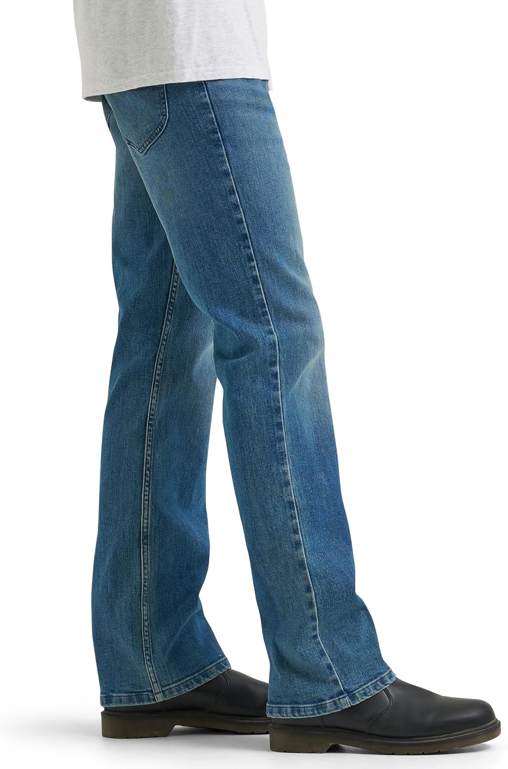 image:imageLee Mens Legendary Regular Boot JeanBreezy