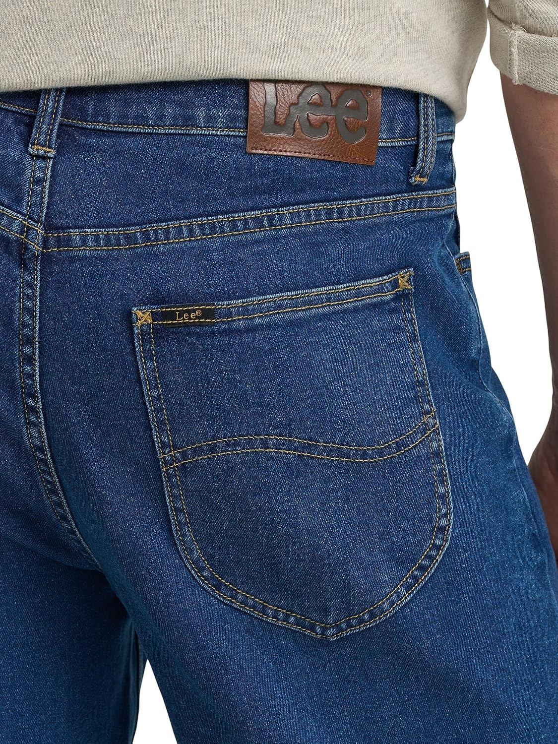 image:imageLee Mens Legendary Relaxed Straight Jean with Comfort StretchCrossing